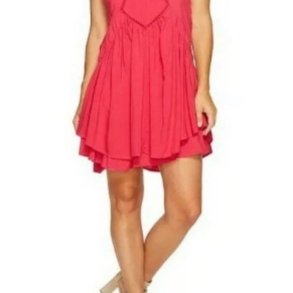 Romeo + Juliet hot pink Size  M  cutaway preowned great shape - Picture 2 of 3